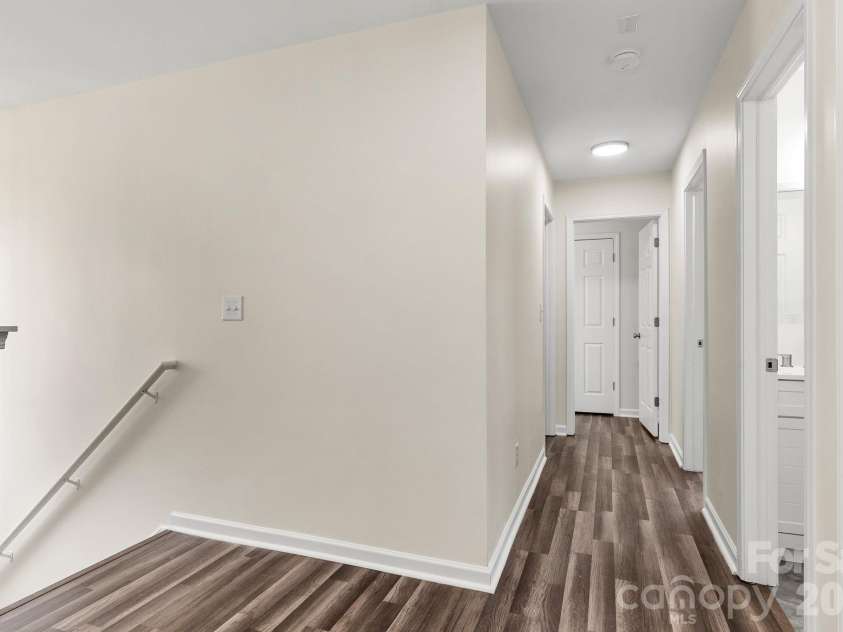 505 Sansberry Drive, York, SC 29745.  MLS# CAR4419779, YatesRealty ID 49124. Upstairs hallway