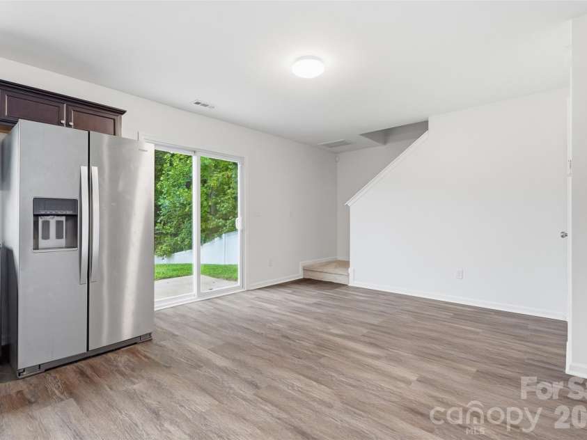 4219 John Dale Lane, Charlotte, NC 28269.  MLS# CAR4418539, YatesRealty ID 49125. 