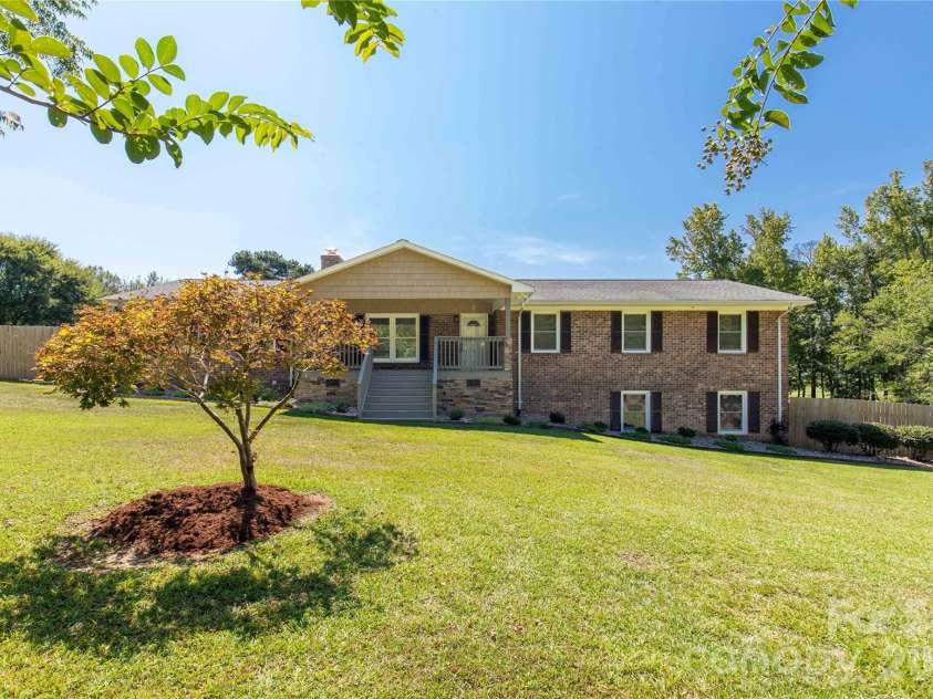 613 Doc Garris Road, Lancaster, SC 29720.  MLS# CAR4419433, YatesRealty ID 49126. Home with a basement