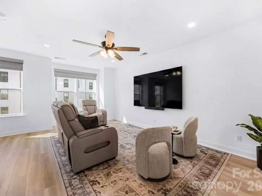15332 Ballancroft Parkway, Charlotte, NC 28277.  MLS# CAR4419305, YatesRealty ID 49128. 
