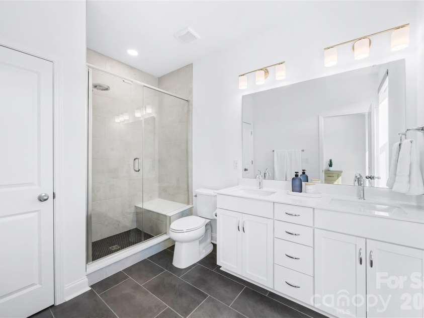 15332 Ballancroft Parkway, Charlotte, NC 28277.  MLS# CAR4419305, YatesRealty ID 49128. 