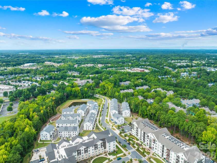15332 Ballancroft Parkway, Charlotte, NC 28277.  MLS# CAR4419305, YatesRealty ID 49128. 