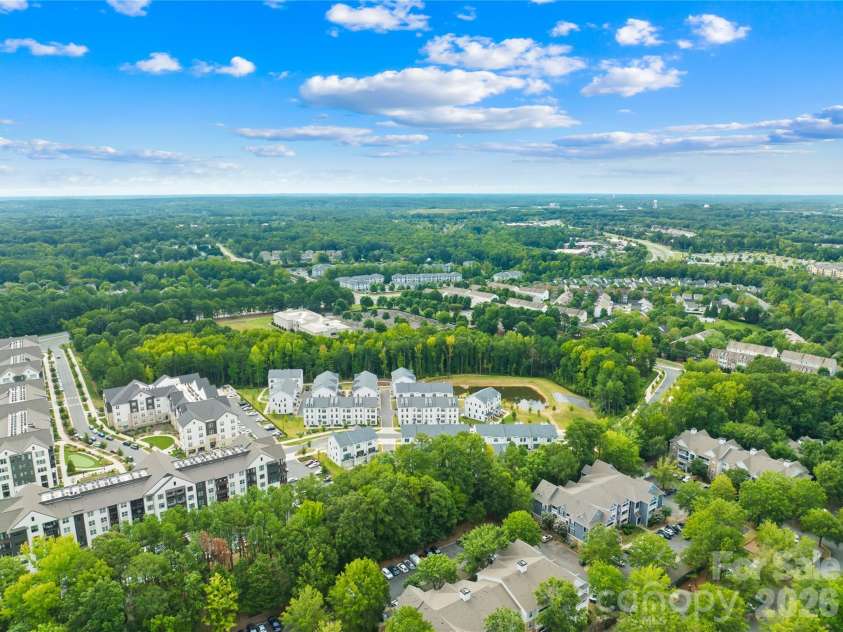 15332 Ballancroft Parkway, Charlotte, NC 28277.  MLS# CAR4419305, YatesRealty ID 49128. 