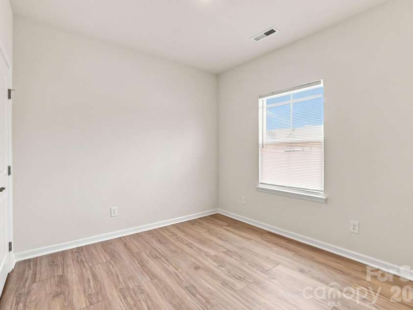 2595 Grantham Place Drive, Fort Mill, SC 29715.  MLS# CAR4418348, YatesRealty ID 49129. 3rd Level bedroom 3