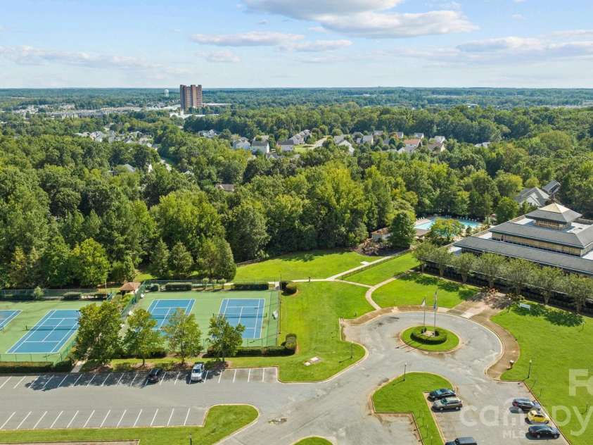 2595 Grantham Place Drive, Fort Mill, SC 29715.  MLS# CAR4418348, YatesRealty ID 49129. Community Recreation Area