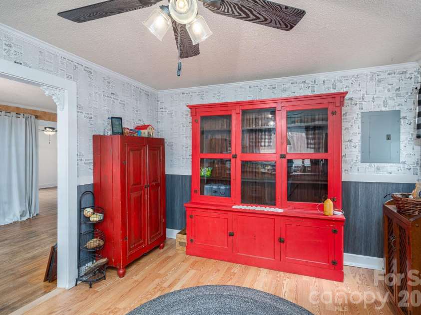 2033 Puetts Chapel Road, Bessemer City, NC 28016.  MLS# CAR4340822, YatesRealty ID 4913. 
