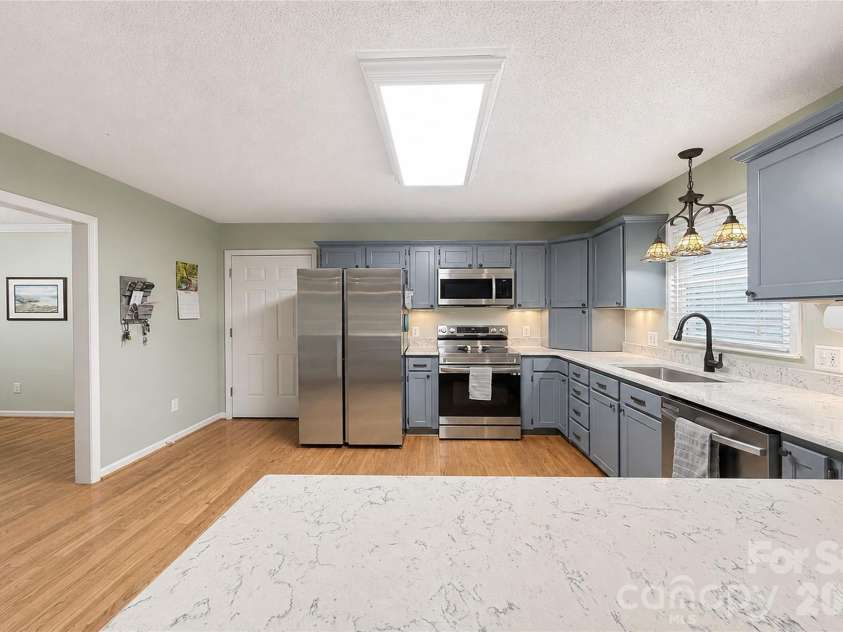 5725 Gunpowder Road, Granite Falls, NC 28630.  MLS# CAR4418292, YatesRealty ID 49130. 