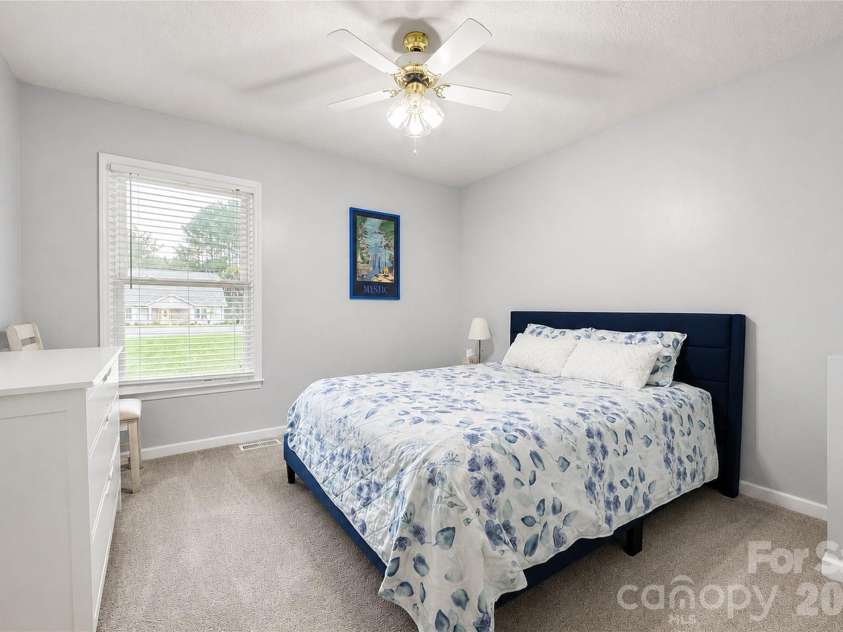5725 Gunpowder Road, Granite Falls, NC 28630.  MLS# CAR4418292, YatesRealty ID 49130. 
