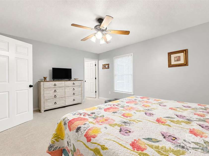 5725 Gunpowder Road, Granite Falls, NC 28630.  MLS# CAR4418292, YatesRealty ID 49130. 