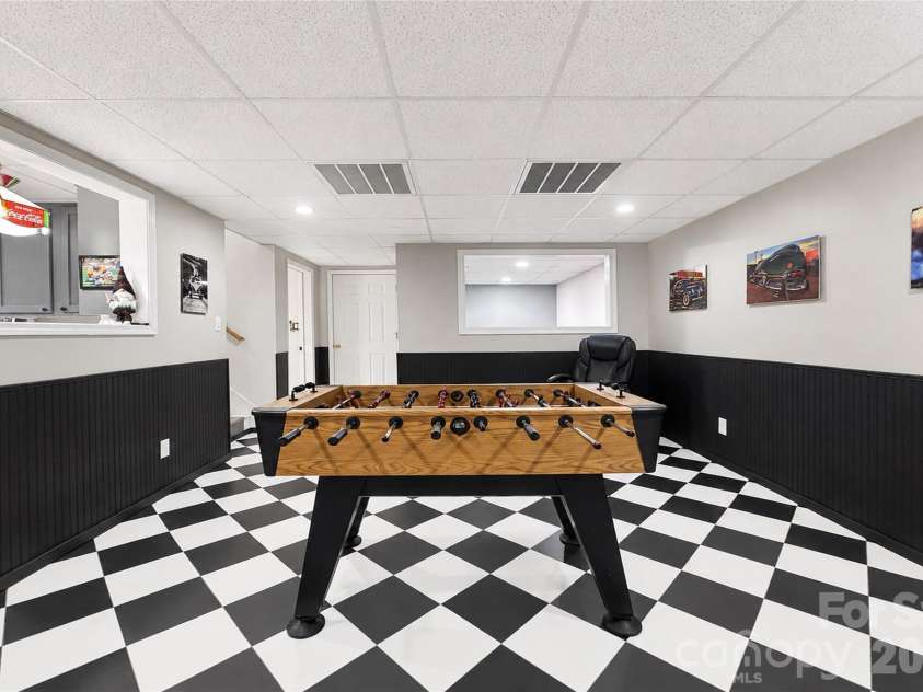 5725 Gunpowder Road, Granite Falls, NC 28630.  MLS# CAR4418292, YatesRealty ID 49130. 