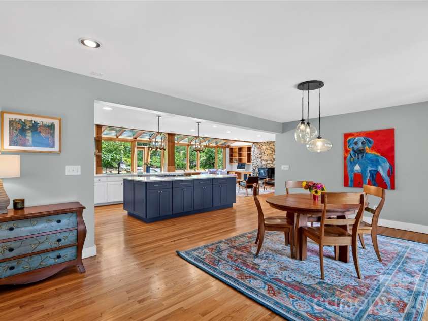 299 Webb Cove Road, Asheville, NC 28804.  MLS# CAR4417747, YatesRealty ID 49131. 