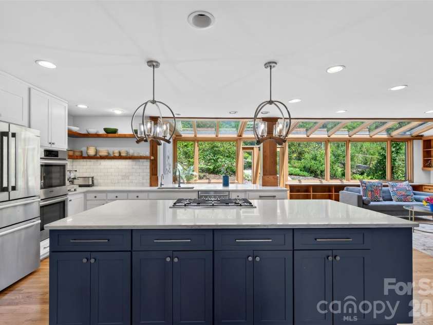 299 Webb Cove Road, Asheville, NC 28804.  MLS# CAR4417747, YatesRealty ID 49131. 