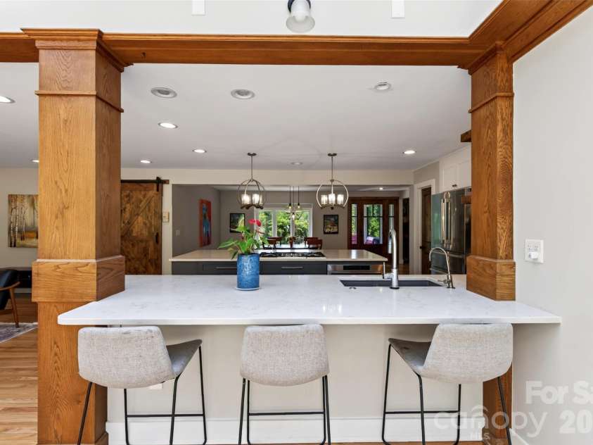 299 Webb Cove Road, Asheville, NC 28804.  MLS# CAR4417747, YatesRealty ID 49131. 