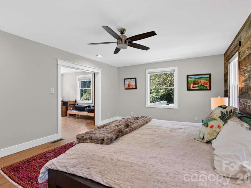 299 Webb Cove Road, Asheville, NC 28804.  MLS# CAR4417747, YatesRealty ID 49131. 