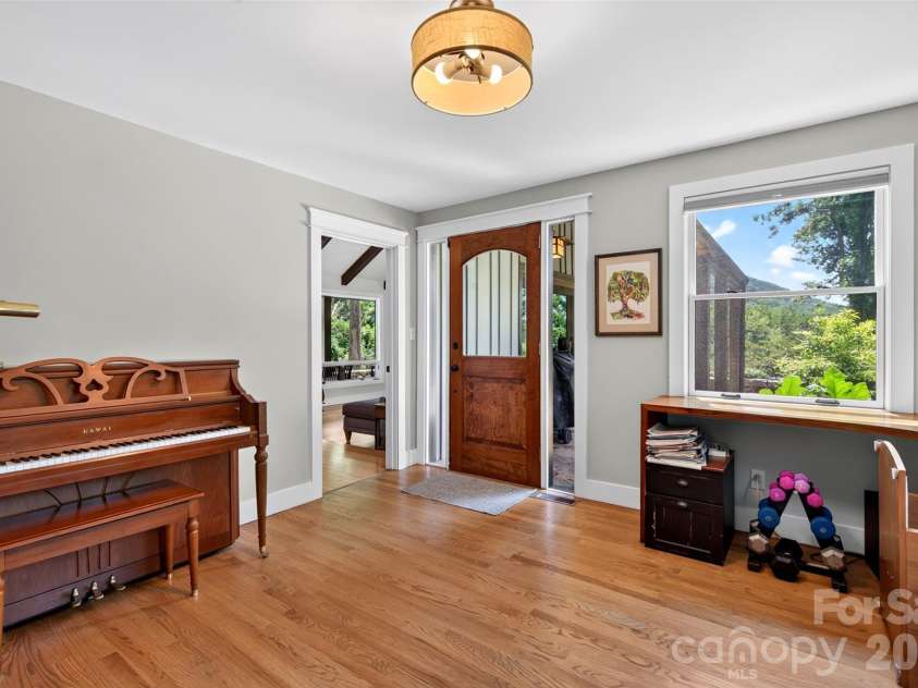 299 Webb Cove Road, Asheville, NC 28804.  MLS# CAR4417747, YatesRealty ID 49131. 