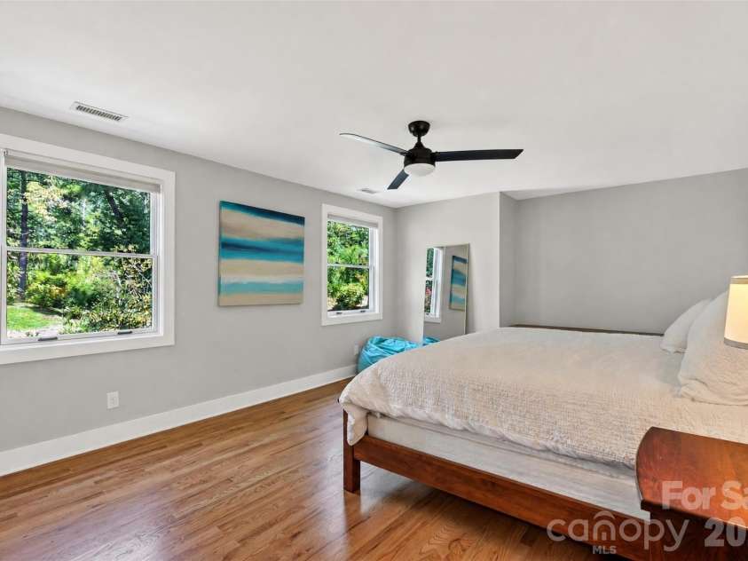 299 Webb Cove Road, Asheville, NC 28804.  MLS# CAR4417747, YatesRealty ID 49131. 