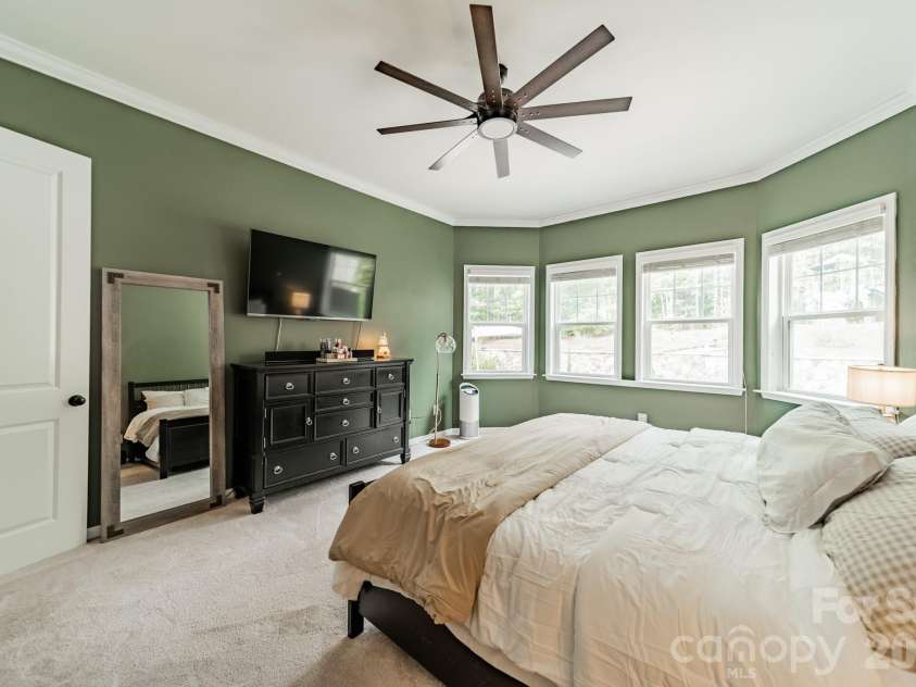 317 Holdsworth Drive, Mount Holly, NC 28120.  MLS# CAR4418279, YatesRealty ID 49133. 