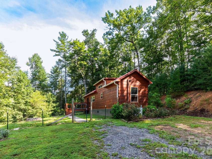 24 Old Berlin Way, Black Mountain, NC 28711.  MLS# CAR4416364, YatesRealty ID 49134. 24 Old Berlin - Front of Home