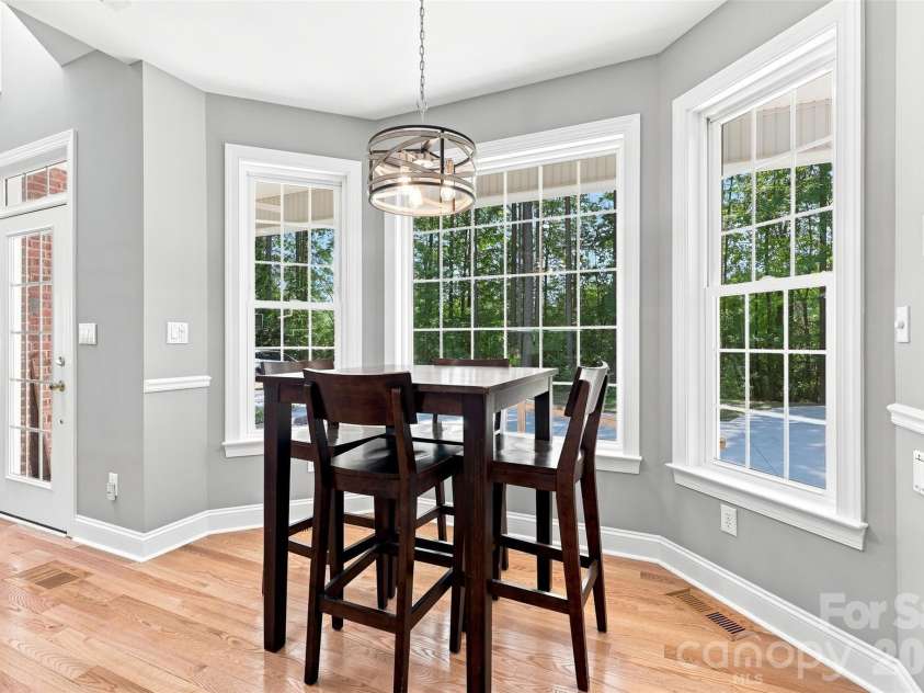 2290 Northview Harbour Drive, Sherrills Ford, NC 28673.  MLS# CAR4414469, YatesRealty ID 49135. 