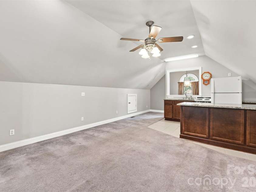 2290 Northview Harbour Drive, Sherrills Ford, NC 28673.  MLS# CAR4414469, YatesRealty ID 49135. 