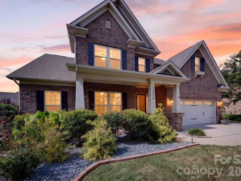 11322 Brangus Lane, Charlotte, NC 28227.  MLS# CAR4414789, YatesRealty ID 49136. 