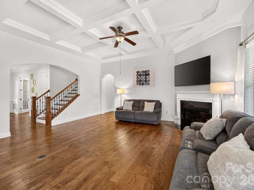 11322 Brangus Lane, Charlotte, NC 28227.  MLS# CAR4414789, YatesRealty ID 49136. 