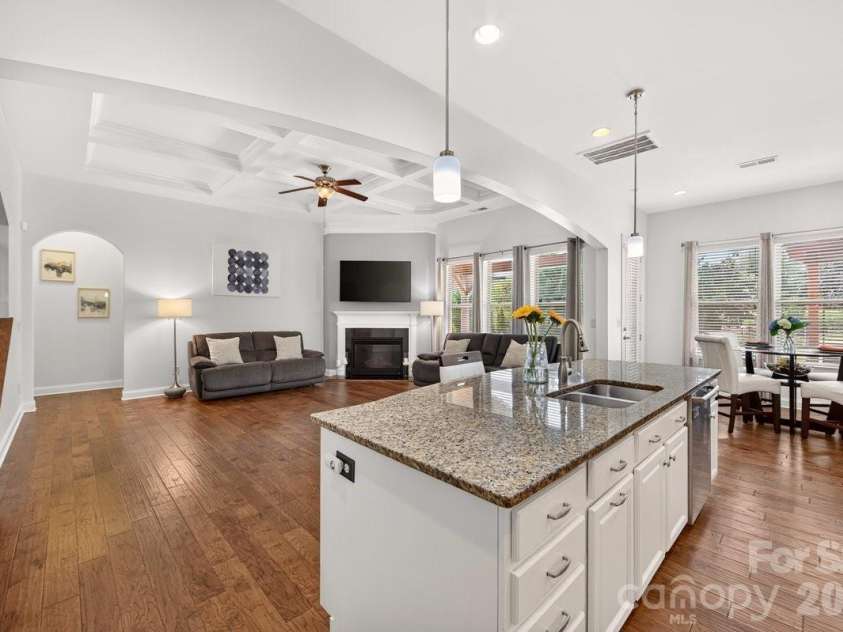 11322 Brangus Lane, Charlotte, NC 28227.  MLS# CAR4414789, YatesRealty ID 49136. 