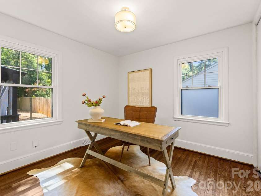 2220 Arnold Drive, Charlotte, NC 28205.  MLS# CAR4408583, YatesRealty ID 49137. 