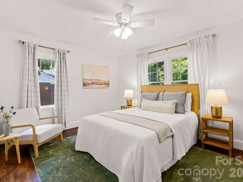 2220 Arnold Drive, Charlotte, NC 28205.  MLS# CAR4408583, YatesRealty ID 49137. 