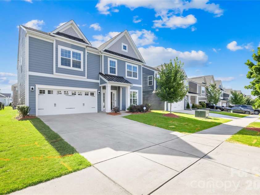 1671 Spears Drive, Concord, NC 28027.  MLS# CAR4397888, YatesRealty ID 49139. 