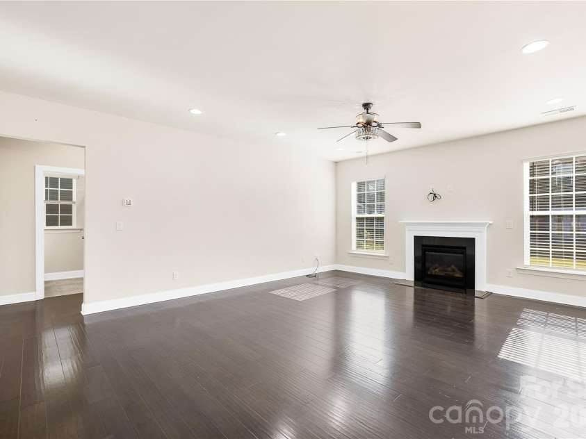 1671 Spears Drive, Concord, NC 28027.  MLS# CAR4397888, YatesRealty ID 49139. 