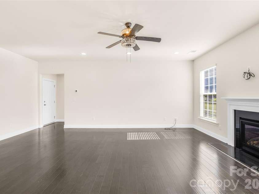 1671 Spears Drive, Concord, NC 28027.  MLS# CAR4397888, YatesRealty ID 49139. 