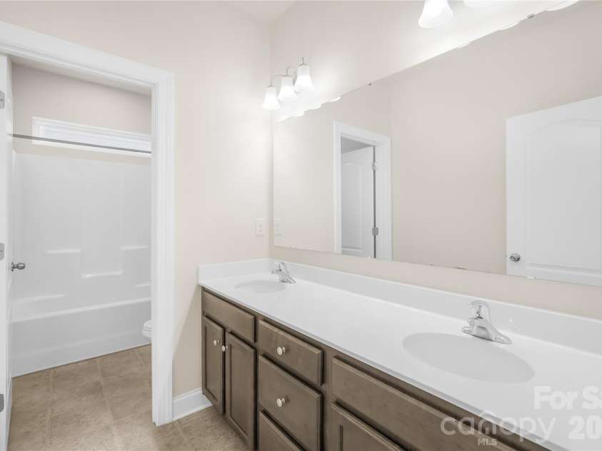 1671 Spears Drive, Concord, NC 28027.  MLS# CAR4397888, YatesRealty ID 49139. 