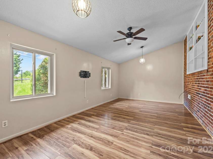 2 Enka Orchard Street, Candler, NC 28715.  MLS# CAR4270058, YatesRealty ID 4914. 