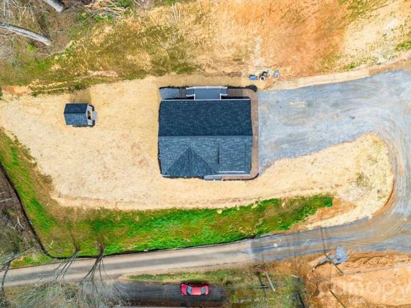 67 Patterson Drive, Dillsboro, NC 28725.  MLS# CAR4359654, YatesRealty ID 4914. 