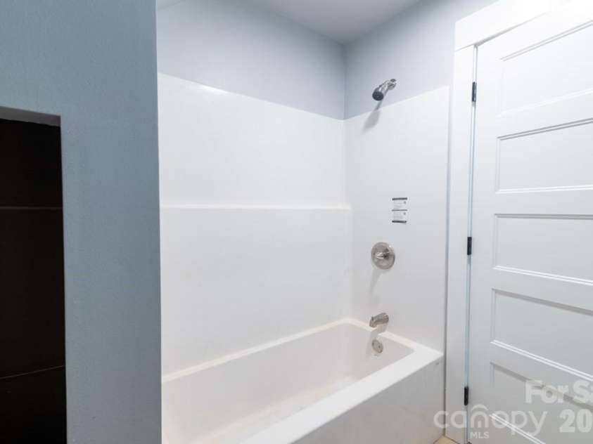 67 Patterson Drive, Dillsboro, NC 28725.  MLS# CAR4359654, YatesRealty ID 4914. 