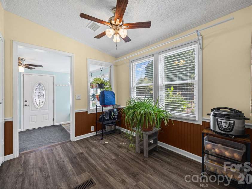 6215 Barclay Lane, Clover, SC 29710.  MLS# CAR4420602, YatesRealty ID 49141. 
