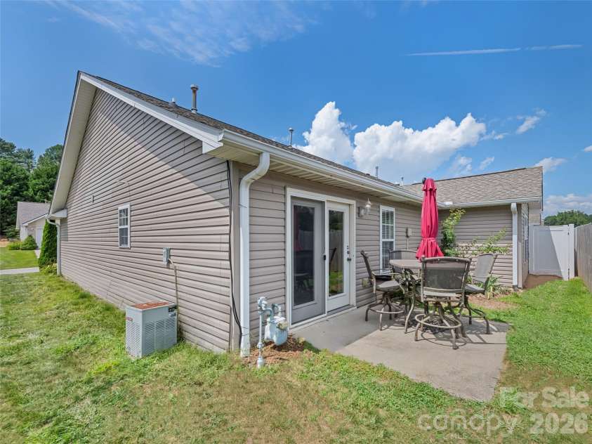 156 Chesire Way, Fletcher, NC 28732.  MLS# CAR4416313, YatesRealty ID 49142. 