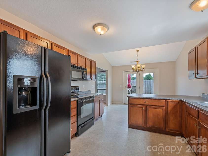 156 Chesire Way, Fletcher, NC 28732.  MLS# CAR4416313, YatesRealty ID 49142. 