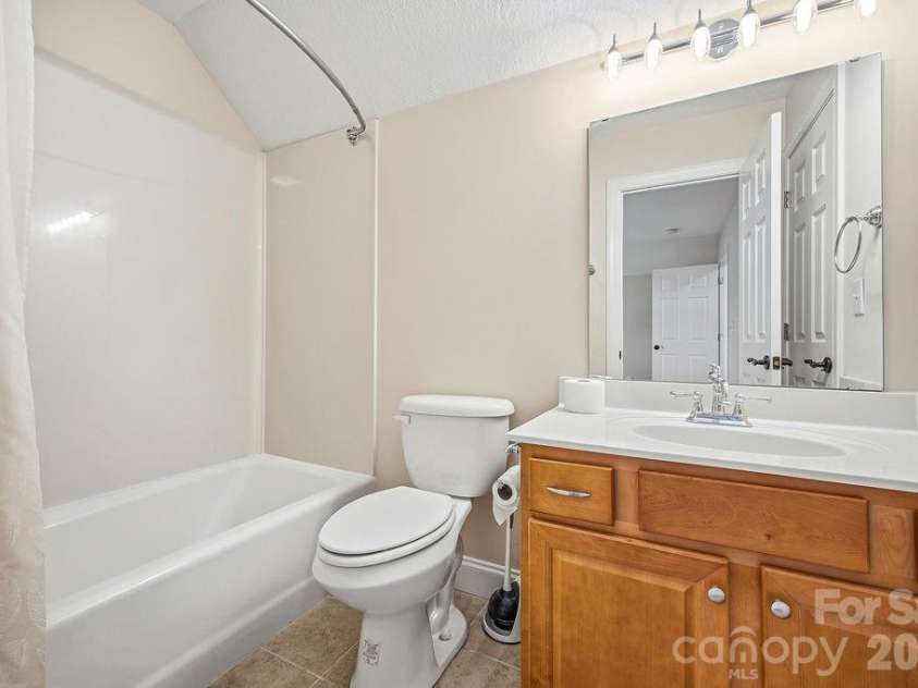 38 Sweetwater Oaks Drive, Fletcher, NC 28732.  MLS# CAR4421659, YatesRealty ID 49144. 