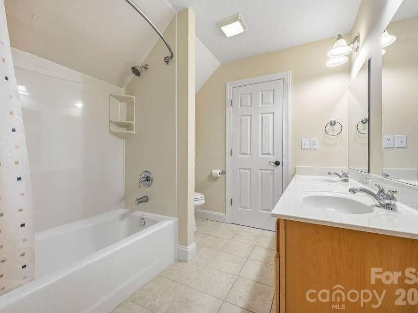 38 Sweetwater Oaks Drive, Fletcher, NC 28732.  MLS# CAR4421659, YatesRealty ID 49144. 