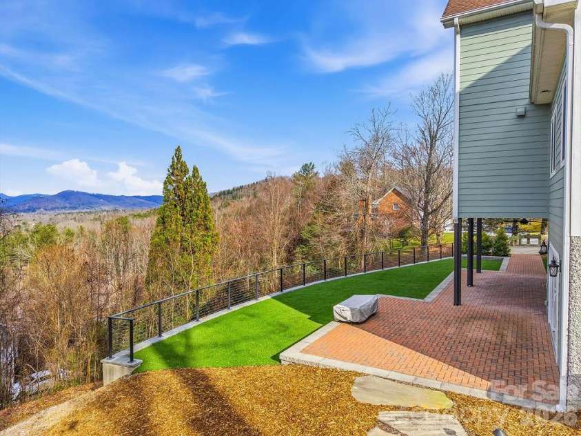 38 Sweetwater Oaks Drive, Fletcher, NC 28732.  MLS# CAR4421659, YatesRealty ID 49144. 