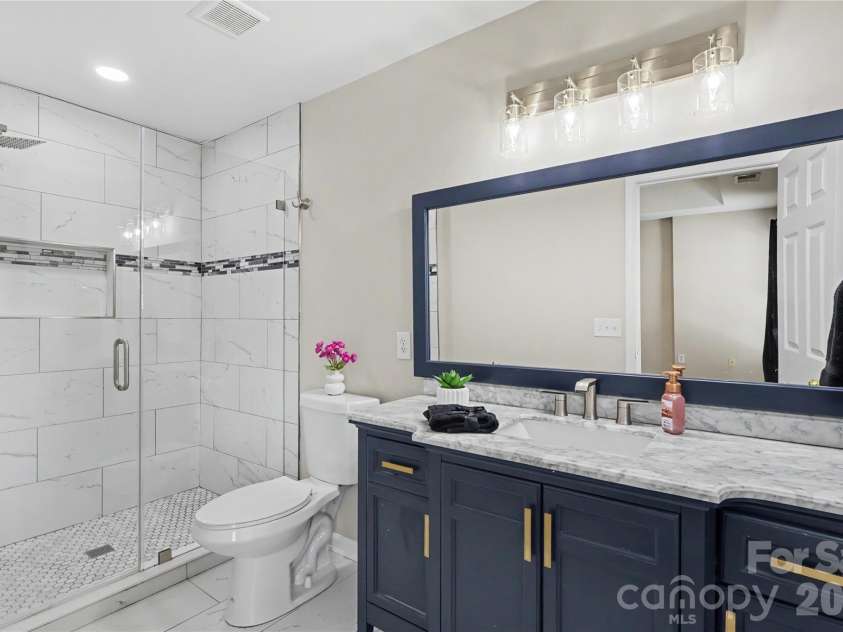 12753 Bullock Greenway Boulevard, Charlotte, NC 28277.  MLS# CAR4420831, YatesRealty ID 49145. 