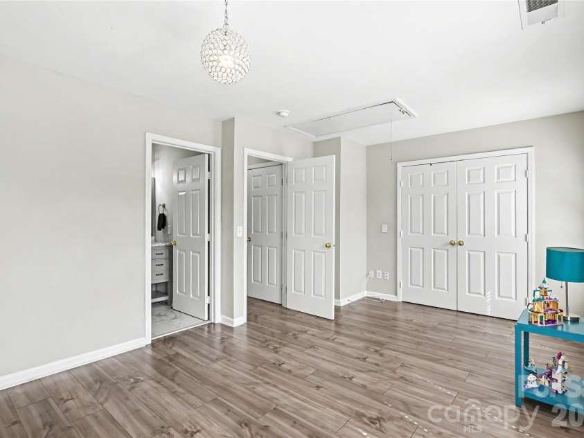 12753 Bullock Greenway Boulevard, Charlotte, NC 28277.  MLS# CAR4420831, YatesRealty ID 49145. 
