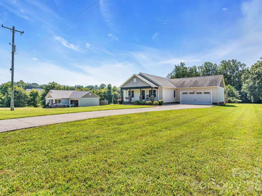 720 Pecan Street, Rockwell, NC 28138.  MLS# CAR4421187, YatesRealty ID 49146. 