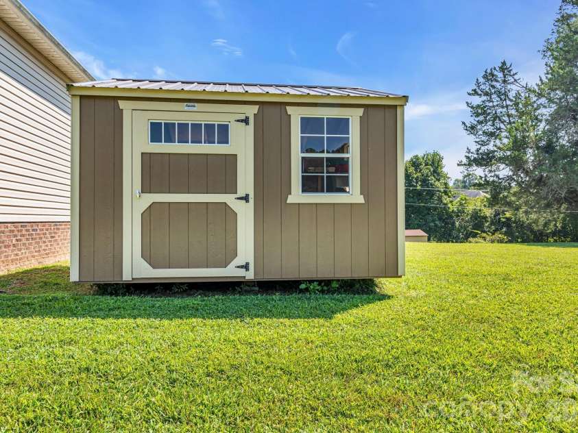 720 Pecan Street, Rockwell, NC 28138.  MLS# CAR4421187, YatesRealty ID 49146. 
