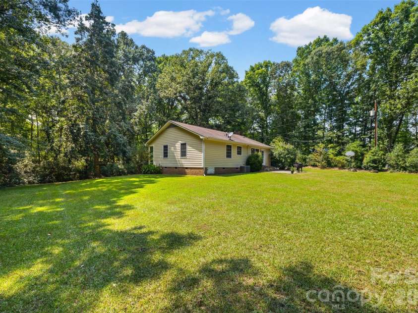 6764 Laney Road, Lancaster, SC 29720.  MLS# CAR4421695, YatesRealty ID 49148. 