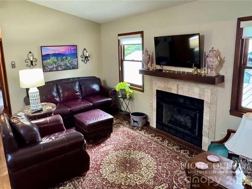 76 Whispering Pine Loop, Newland, NC 28657.  MLS# CAR4422053, YatesRealty ID 49149. 