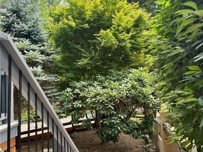 76 Whispering Pine Loop, Newland, NC 28657.  MLS# CAR4422053, YatesRealty ID 49149. 