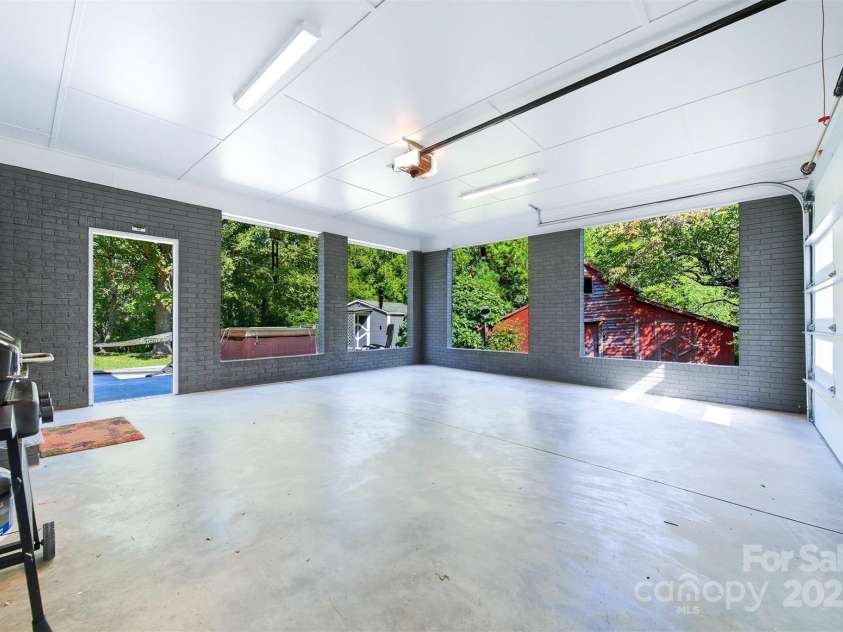 236 Hoyles Road, Kings Mountain, NC 28086.  MLS# CAR4299623, YatesRealty ID 4915. 